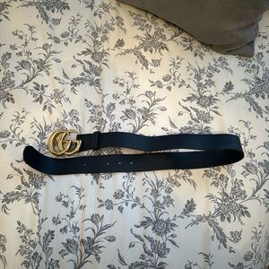 Gucci GG belt , fits sizes 00-2 US